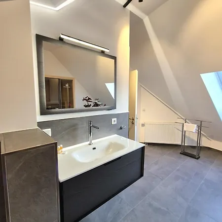 Apartment 21135