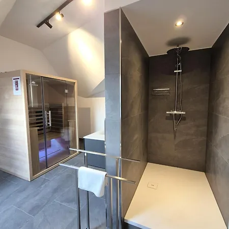 21135 Apartment *
