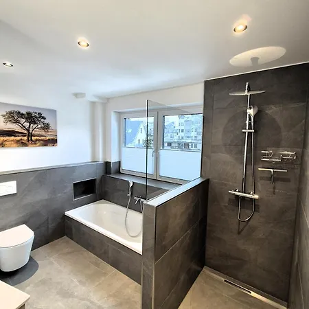 21135 Apartment *